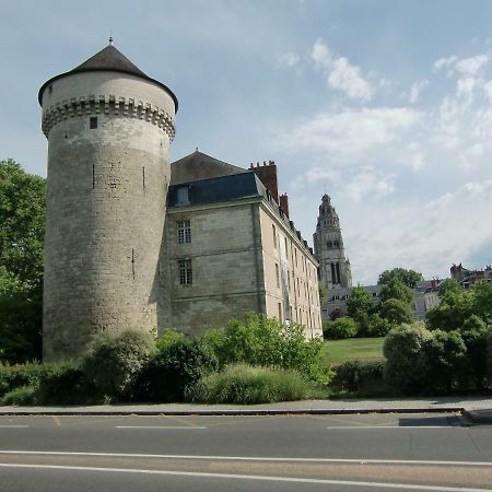 Git'Appart Au Bord De Loire Tours Exterior photo